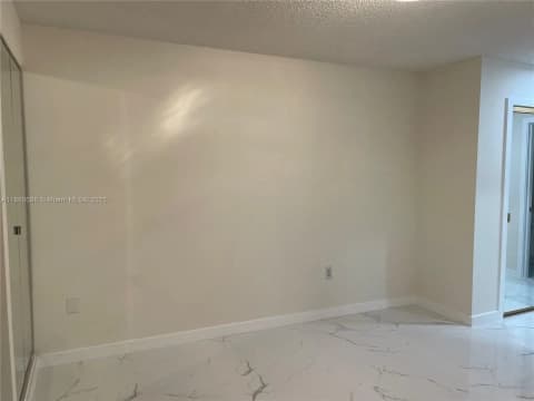 5975 SW 137th Ave Apt 702,Miami,FL 33183,USA