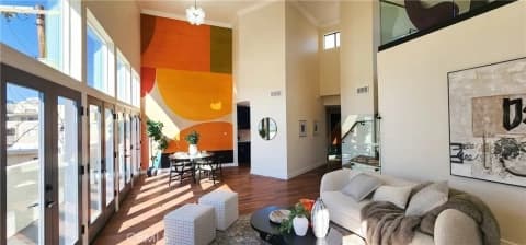11845 Mayfield Ave Apt 303,Los Angeles,CA 90049,USA