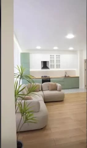 Apartment for sale in Saburtalo on Kavtaradze Street.
