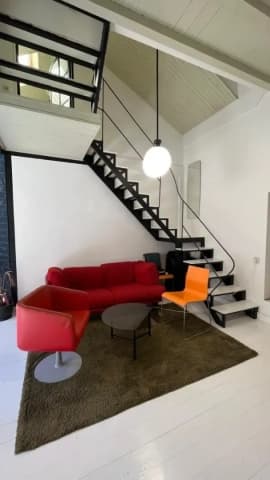 Apartment for sale in Chugureti on Agmashenebeli Avenue.