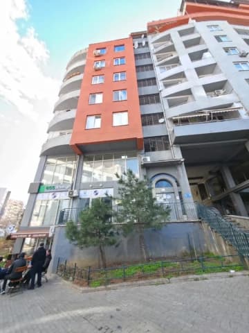 Продається 2-кімнатна квартира в Багебхі