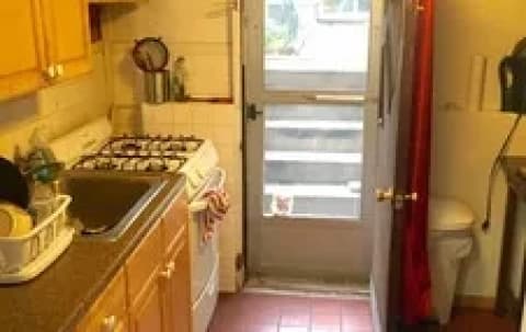 18-22 ASTORIA Park S 1