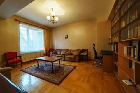 Квартира в оренду в Тбілісі, Вера