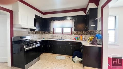 1409 E 48th Street 2