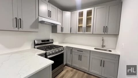 251 E 55th Street 2F