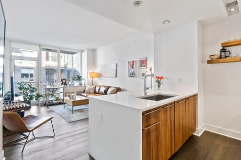 212 N 9th Street 3A