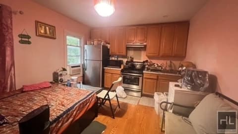 3322 Farragut Road 2