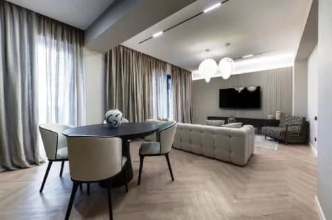იყიდება ბინა ვაკეში