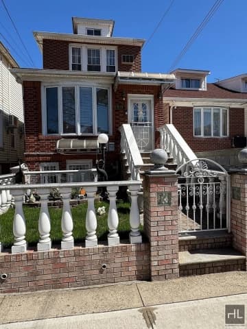 675 E 53rd Street