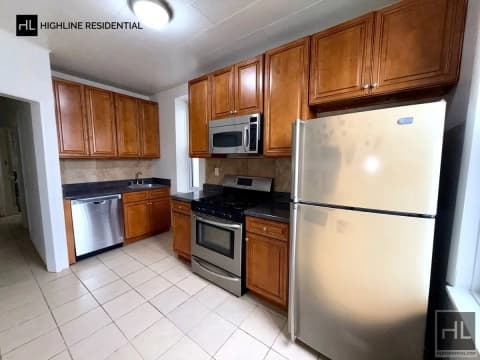 33-19 9th Street 2