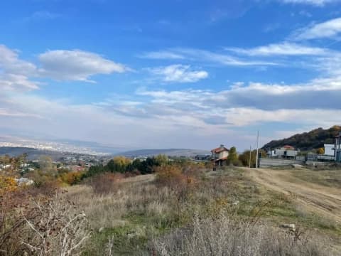 Land for sale in Tsavkisi with an approved project