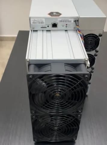 New BITMAIN Antminer Z15 Pro 860k/sol 2780W Miner.