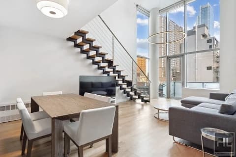 464 W 44th Street PHC